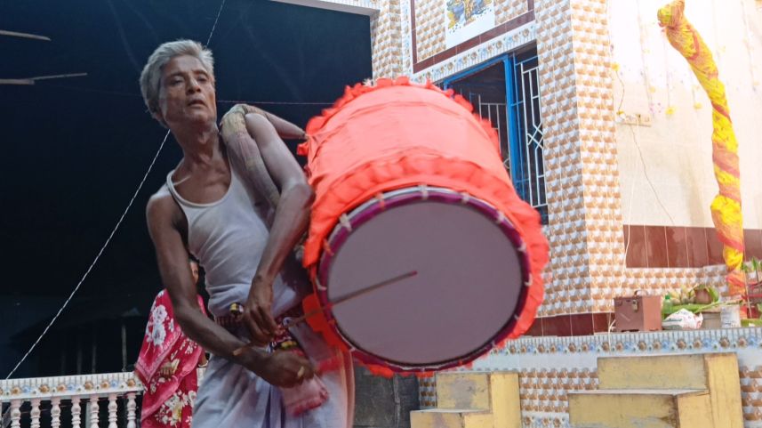 Dhaki shortage threatens traditional Durga Puja music in Bangladesh – The Star