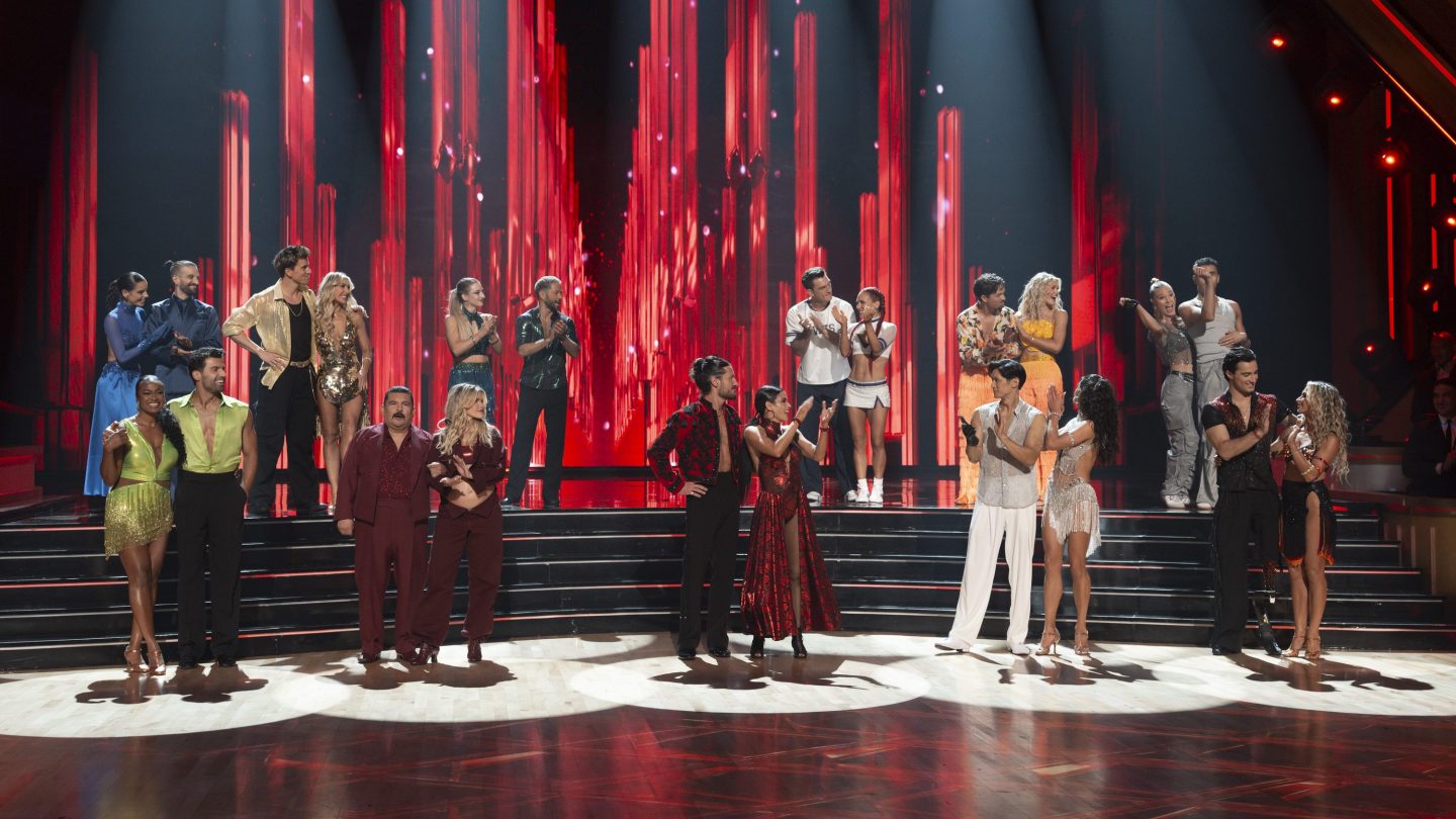 Grab the Tissues, It’s Dedication Night on ‘Dancing With the Stars’: See the Scores, Who Went Home (Updating Live) – The Hollywood Reporter