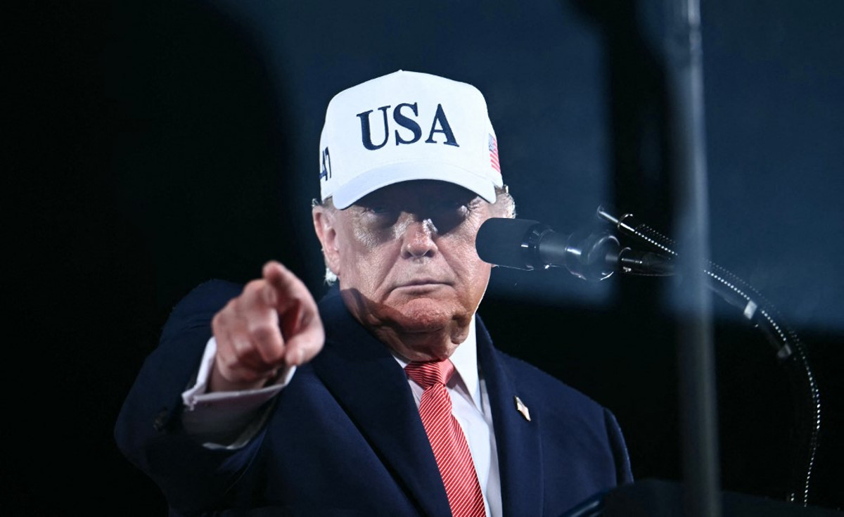 ‘Putin Is Playing Trump Like a Fiddle’ – Republican Senator Slams Pressure on Zelensky – Kyiv Post