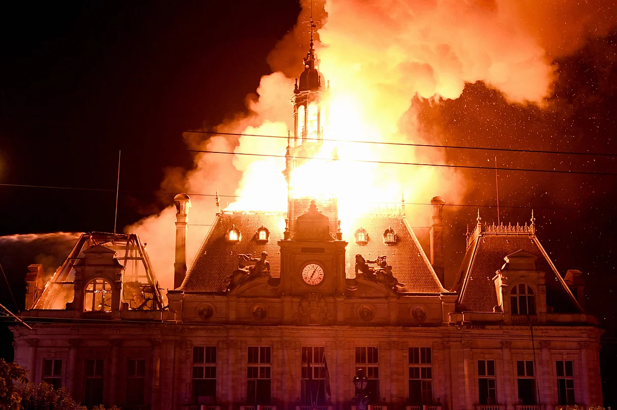 Mass protests in France spiral into worst riots in years