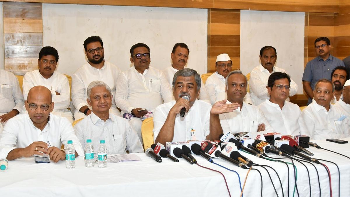 Centre has failed to strengthen education sector, claims Hariprasad