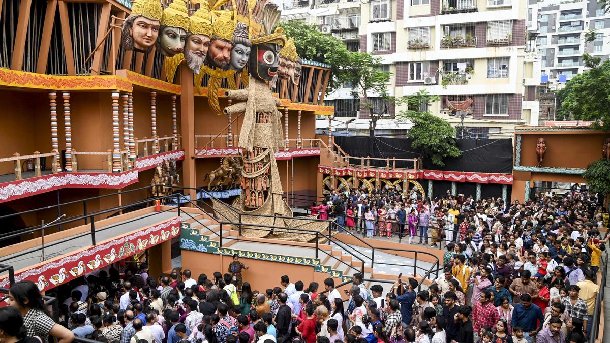 Bengal Fire Services Department issues notices to three Kolkata Durga Puja committees over safety lapses