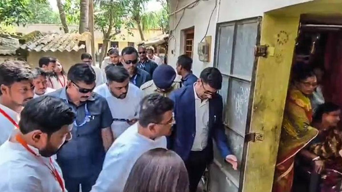 West Bengal CM meets families of deceased in Kolkata puja pandal stampede